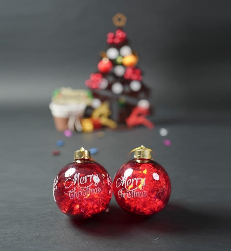 Christmas Ornament, Red Merry Christmas Tree Ornament Ball (2 pcs Set) - Image 2