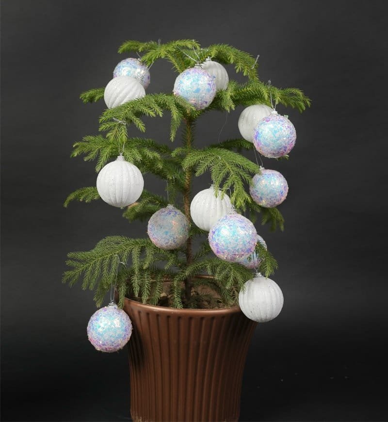 Christmas Small Balls White Ornaments Set Shatterproof Decorations for Trees (16Pcs) - Image 2